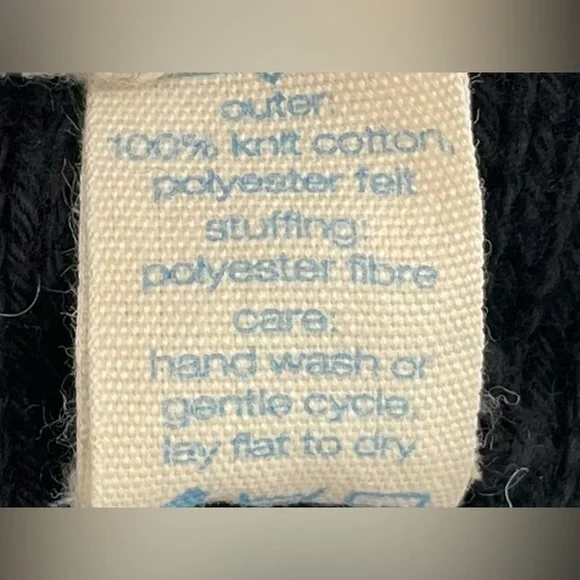 VGUC cuddle + kind Everest The Penguin 13" Hand-Knit Doll, Stuffed Animal - Picture 9 of 16